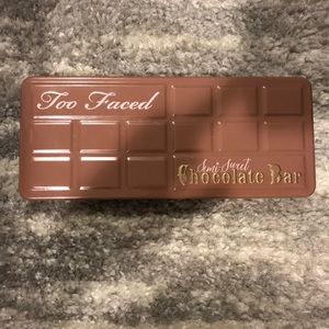 TOO FACED: SEMI- SWEET CHOCOLATE BAR